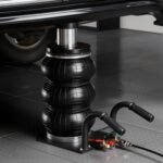 VEVOR Air tragbare Autohebebühnen 2 STK. 5 t, max. Hubhöhe 32 cm, pneumatische Rampenheber mit Luftfederung & Radkeile & Verlängerungsrampen & erhöhte Säulen, für Limousinen SUVs Pickups